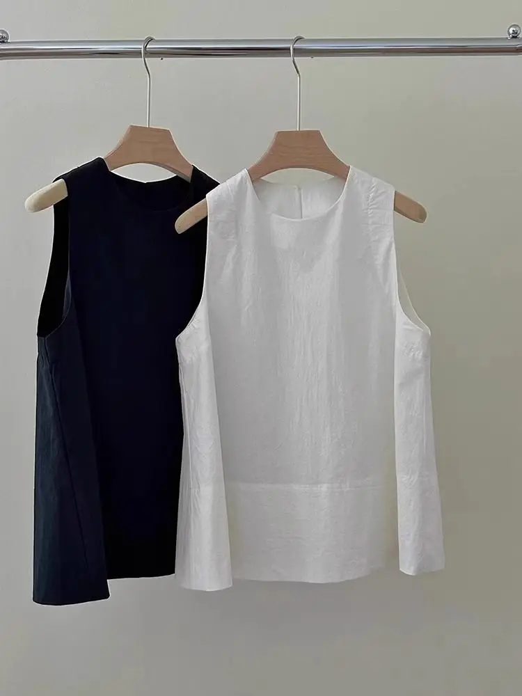 Elegant Sleeveless Top Women's Summer Vest White Color Design Sensation Fashionable Tank Top