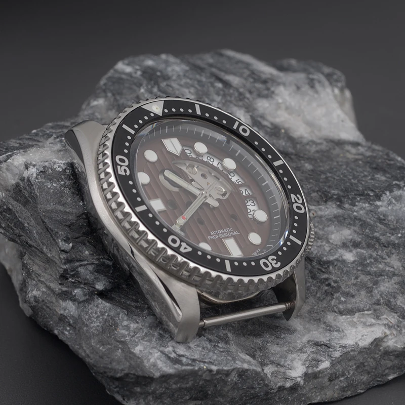 NH36 Case 200m Waterproof Watch Case Nh36 Watches SKX007 Mod Sapphire Glass C3 Luminous Dive Watch NH36A Movement Watch