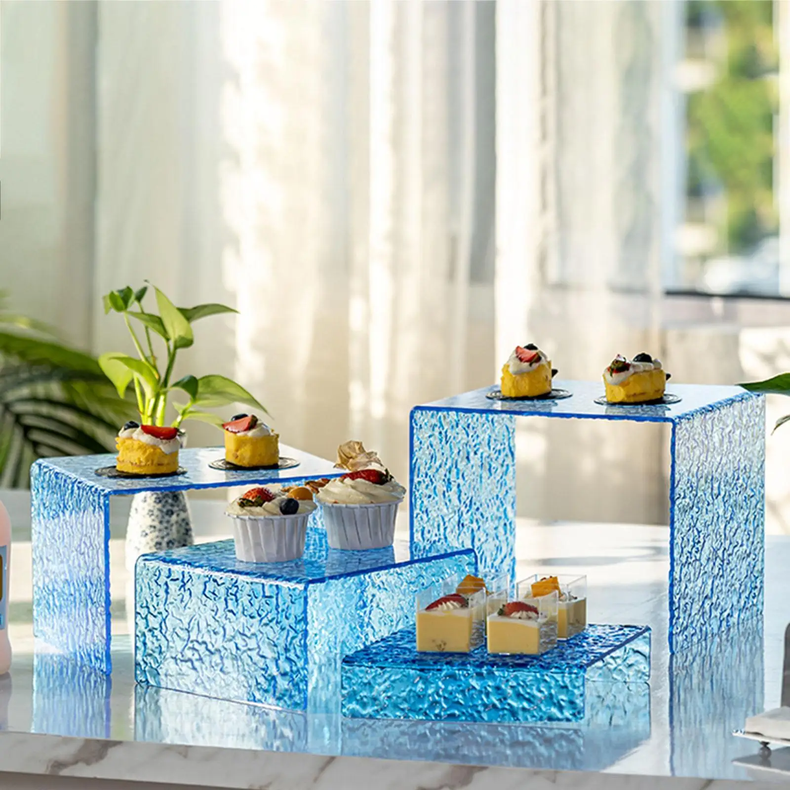 4 Pieces Buffet Risers Blue Acrylic Riser Food Risers for Buffet Table for Food Birthday Party Jewelry Small Figurine Catering