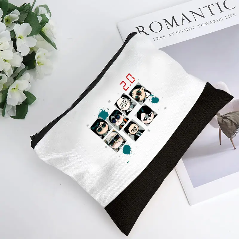 Bolsa Organizadora de Maquiagem Multifuncional com Design de Contraste de Cores, Presente para Fãs de Kpop da Arirang World Tour 2026