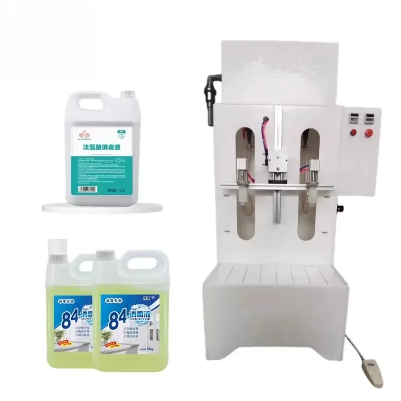 Double-head self-flowing liquid quantitative filling machine, safe, reliable and durable