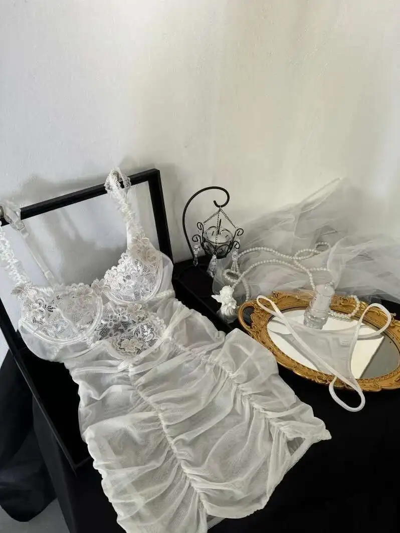 새로운 섹시한 캐미솔 드레스 꽃 레이스 패치 워크 꽃 자수 끈 팬티 백리스 딥 V 멜빵 민소매 드레스 아름다운 MVPF