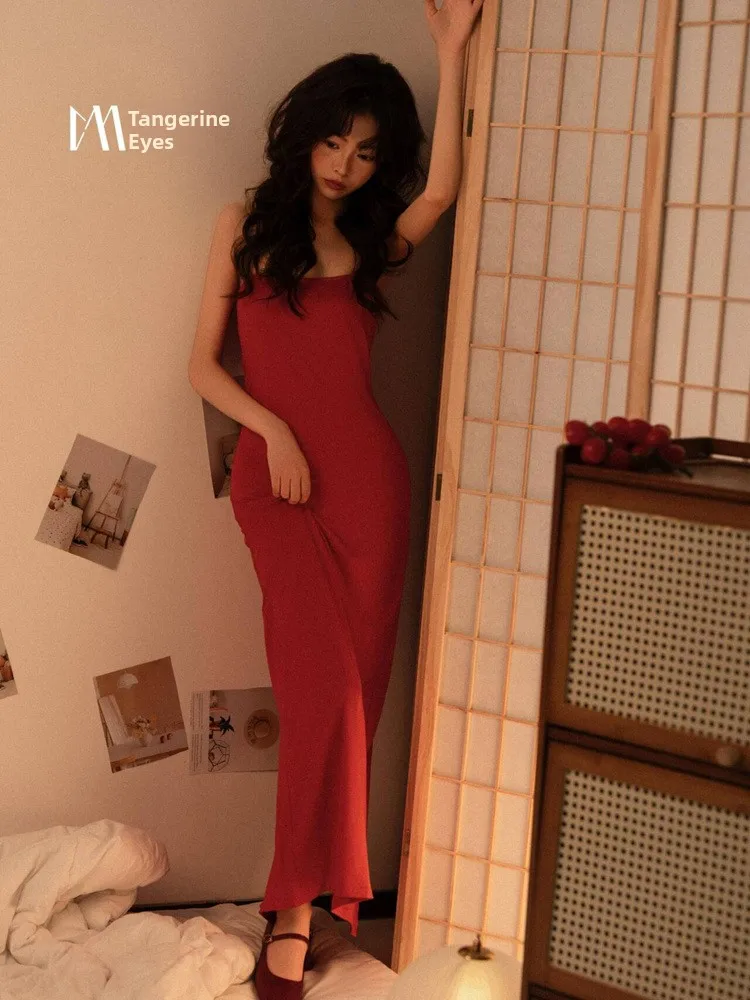 

2026 New Style Japanese Magazine Photography Studio Atmosphere Feeling Artistic Emotion Photo Shoot Clothing Vintage Fashion