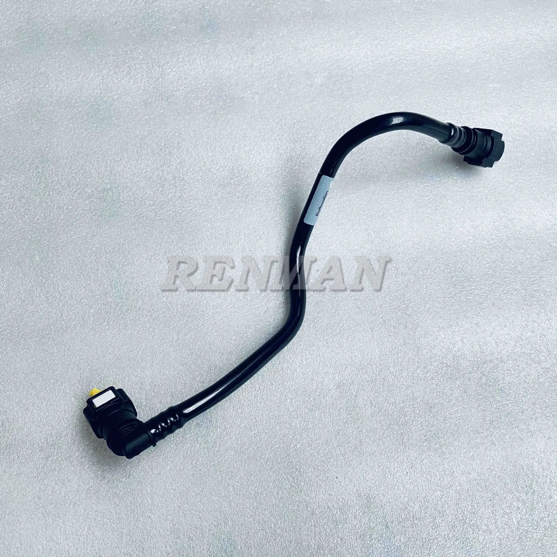 

2Pcs Foton Cummins ISG engine fuel supply YouTube Auman heavy truck diesel engine QSF oil pipeline 5338661