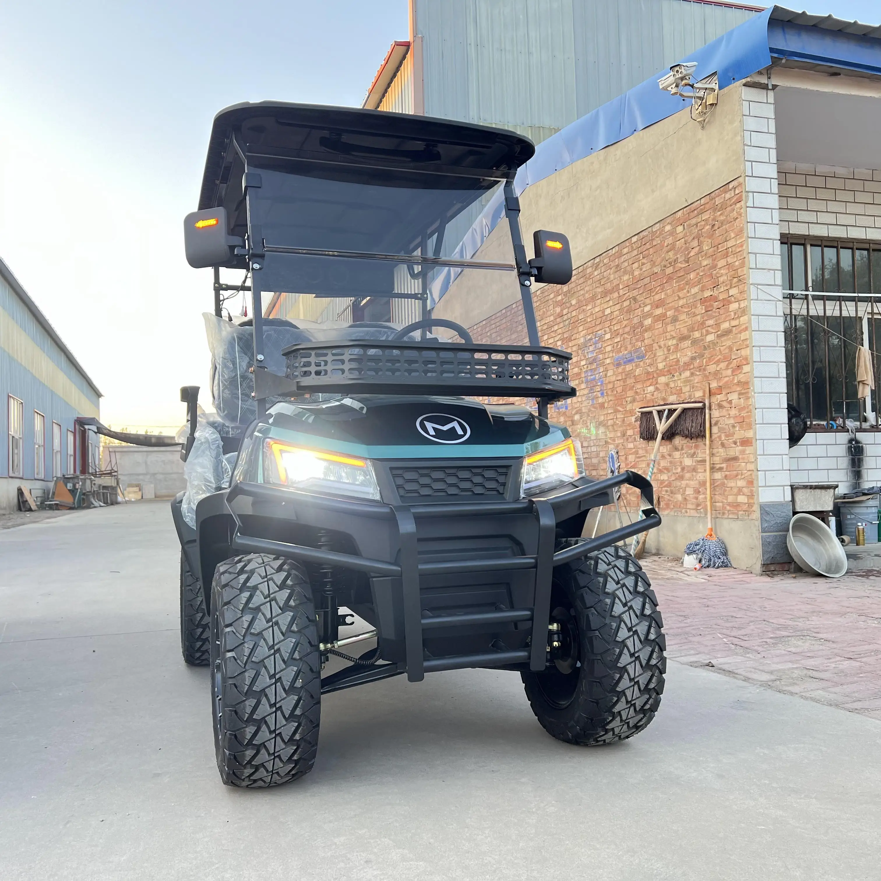 

New Fashion OEM Street Legal Hunting Buggy 4 wheel Golf Car 2+2 Seats Passenger Lithium Battery Electric Off Road Golf Cart