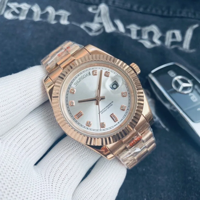 Tour d'affari Dizang Take Log Doppio calendario Orologio da uomo Meccanico automatico Orologio elegante dorato Fornitura all'ingrosso