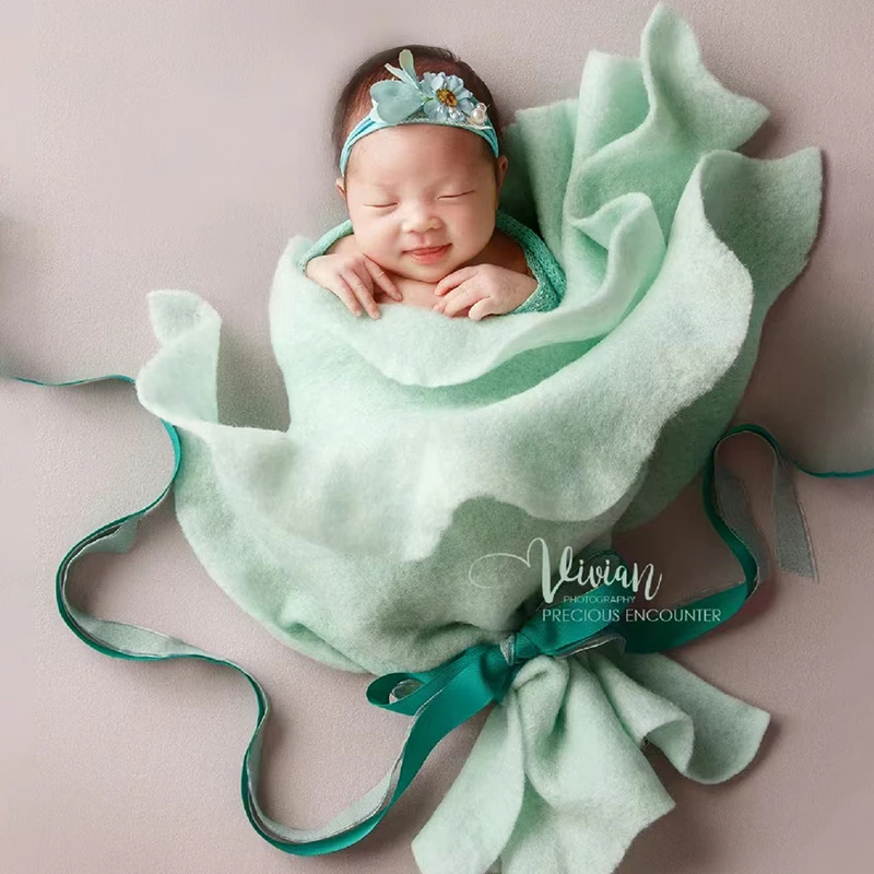 Newborn Photo Props Felt Fabric DIY Modeling Bouquet Shape Posing Decorative 50x50cm Wool Felt Blanket  Studio Shoot Accessories