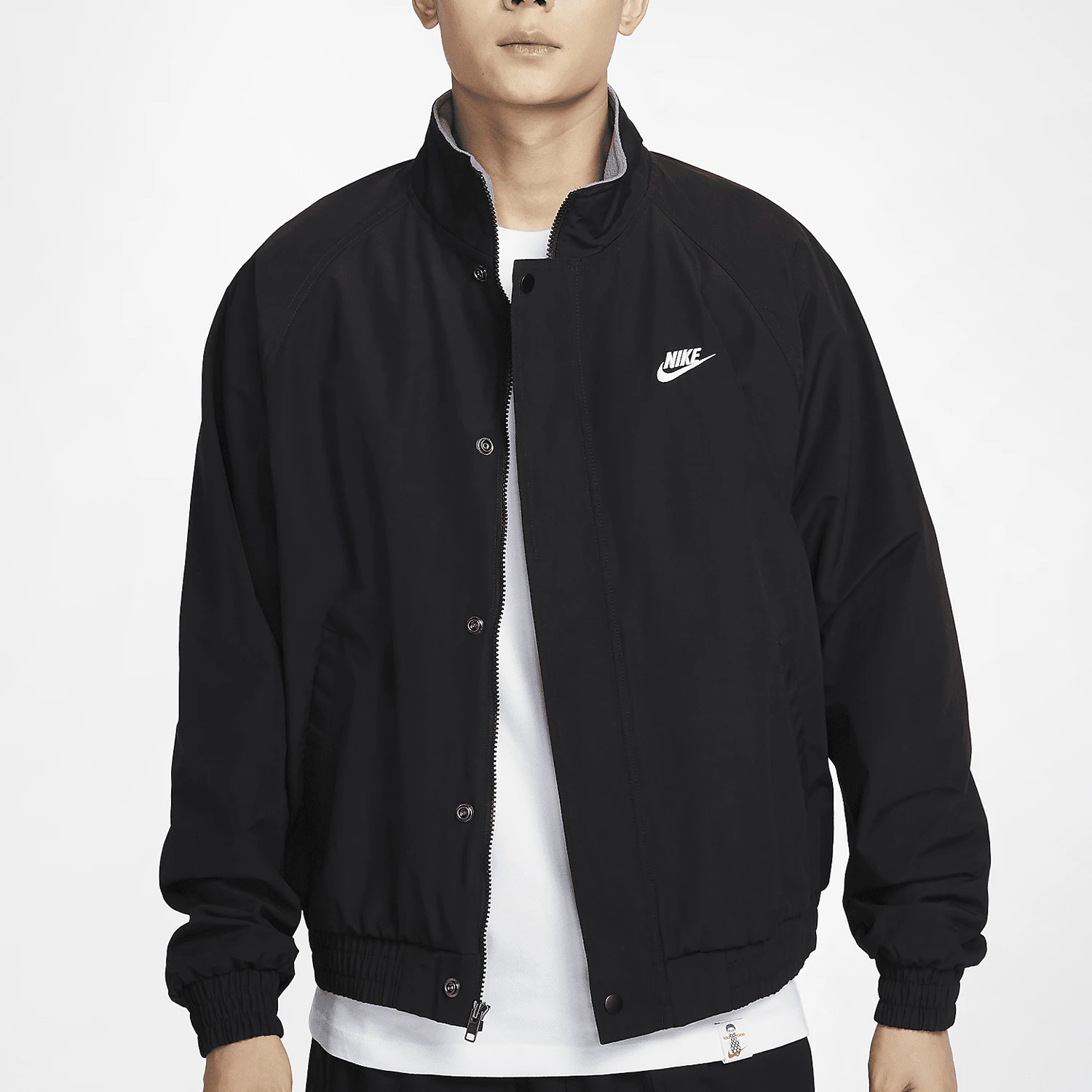 

Оригинальная мужская куртка Nike Club Futura с флисовой подкладкой FZ0657-010