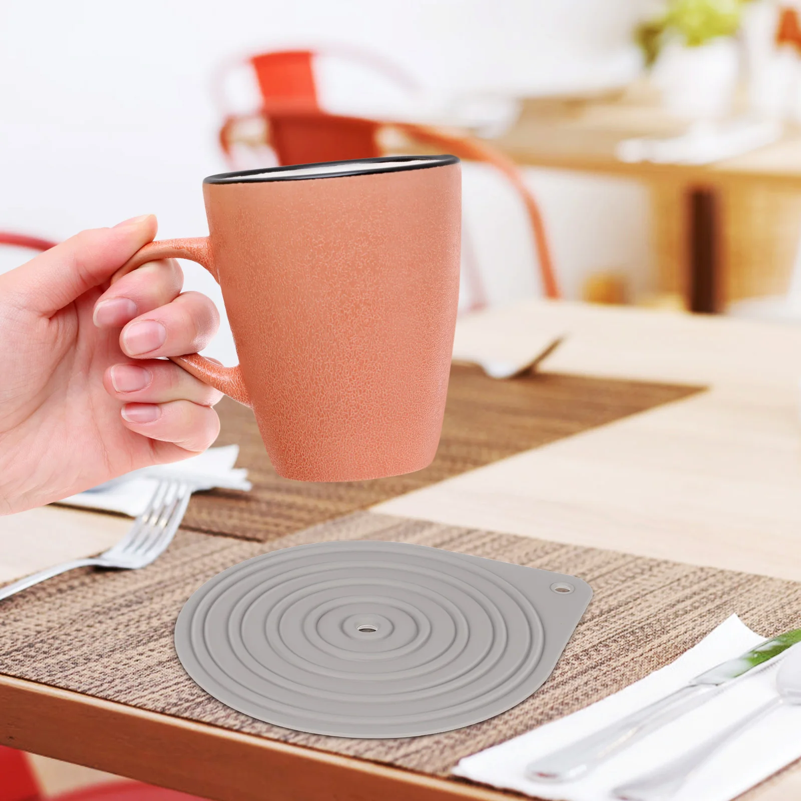 

4Pcs Silicone Round Desktop Pad Heat Resistant Pot Mat Non Slip Hot Plate Holder Hot Pot Trivets for Kitchen Use