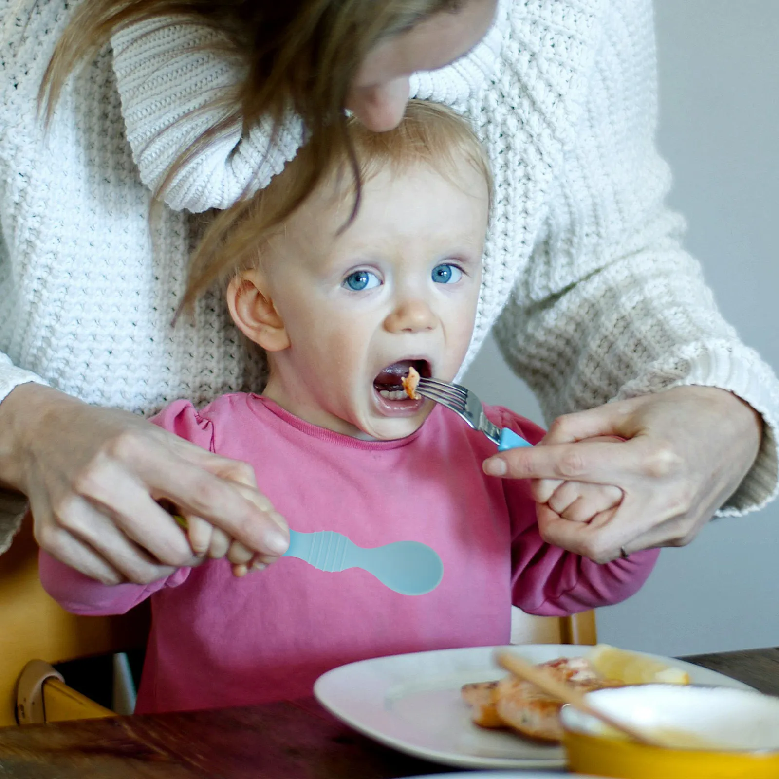 

2 шт. силиконовые ложки для кормления, мягкие детские ложки для обучения самостоятельному приему пищи, посуда для малышей, детские столовые приборы