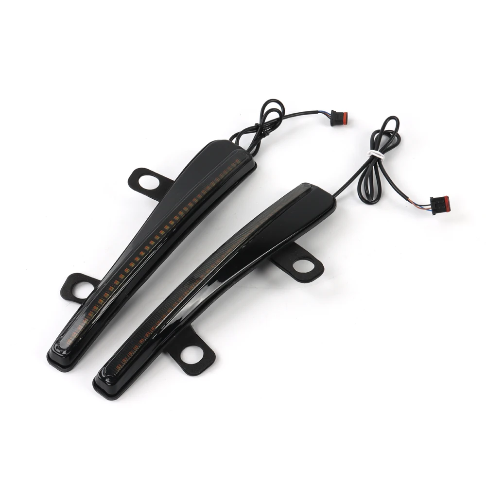 Custom World Windshield Decorative Black LED Driving Lights Turn Signals 2023 2024 TOURING CVO 121 117 Road Glide ST