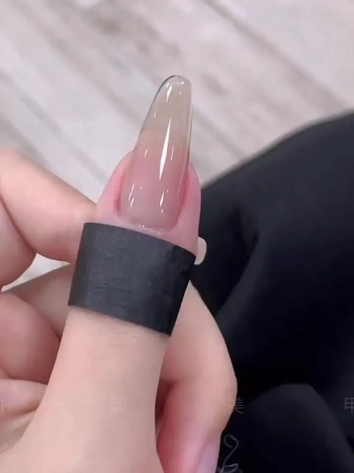 Błyszczyk do paznokci - Nowy, ultra-błyszczący, długotrwały, odporny na ścieranie, odporny na plamy, bez wycierania, wzmacniający, nieuszkadzający lakier do paznokci