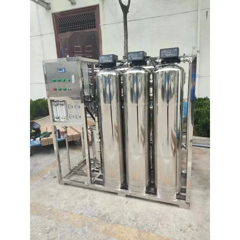 【العلامة التجارية الجديدة】 1000 لتر منقي TDS RO معالجة المياه وتزيل التلوين بالتناضح العكسي ماكينة RO للمشروبات الملحية محرك PLC المنقى 220 فولت