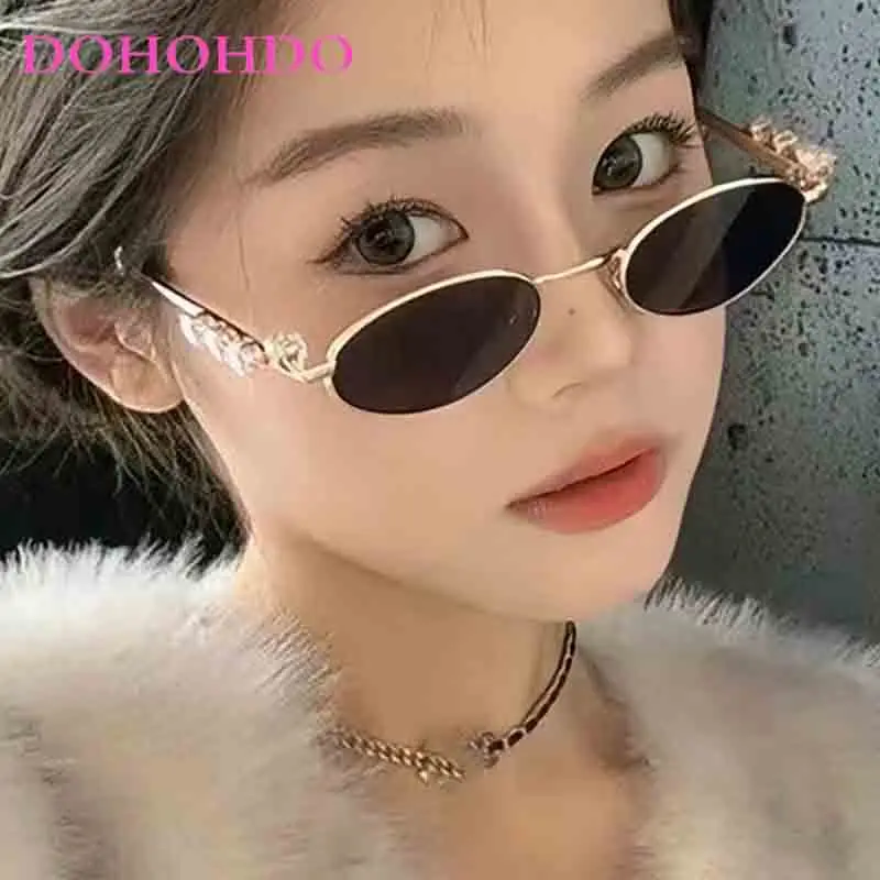 

Senior Metal Oval Imitation Diamond Sunglasses Women Men Fashion Luxury Brand Design Travel Street Photography Sunglasses UV400