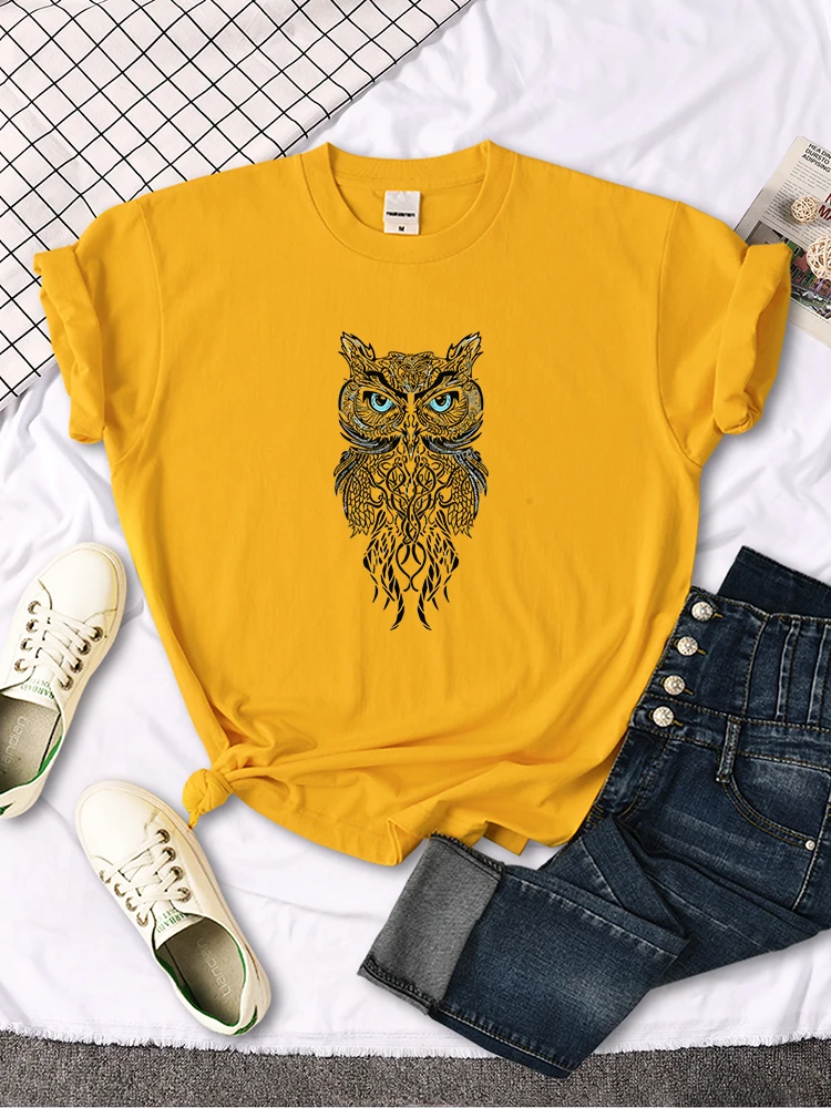 Female t-Shirt Womens Blue Eyed Owl Animal Picture Printing Clothes Women's Oversized Casual Slim T-Shirt Japan Style Tees