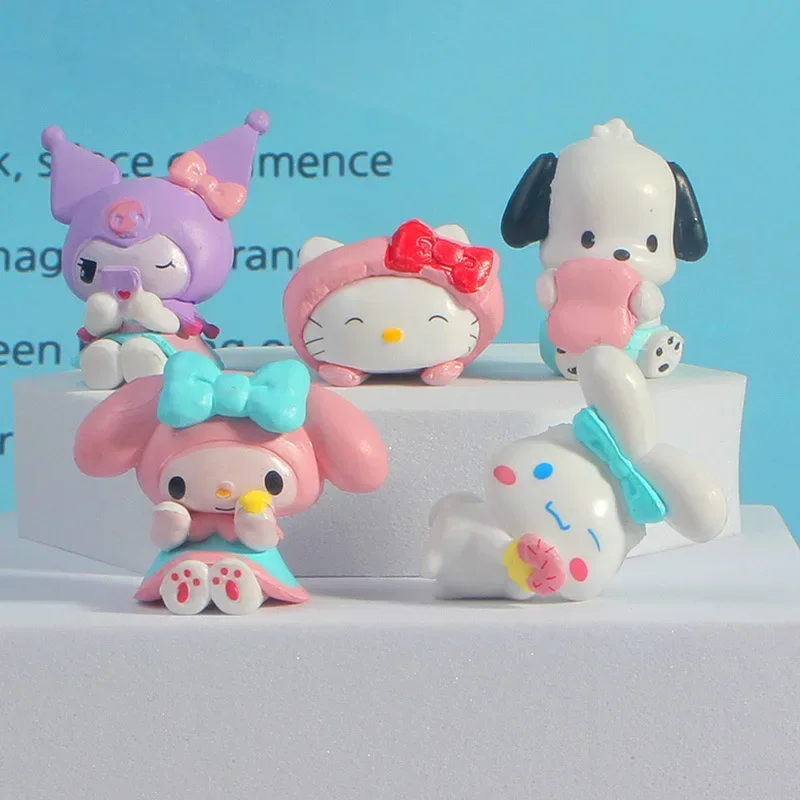 Figuras de acción de Sanrio, muñecos de dibujos animados de 5 piezas, Cinnamoroll, modelo acrílico, colección de decoración de escritorio, regalo de