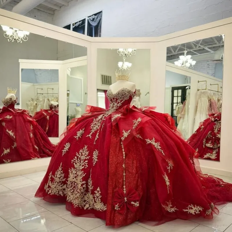 

Customized Shiny Red Quinceanera Dresses Off the Shoulder golden sequin applique Bow layering Long tail Vestido 15 Quinceanera