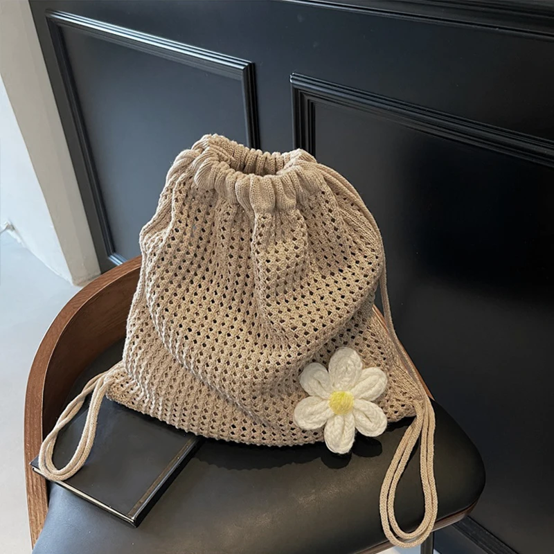 Einfarbige Strick-Blumen-Umhängetasche, große Kapazität, aushöhlen, böhmischer Häkel-Rucksack, fauler Stil, vielseitig