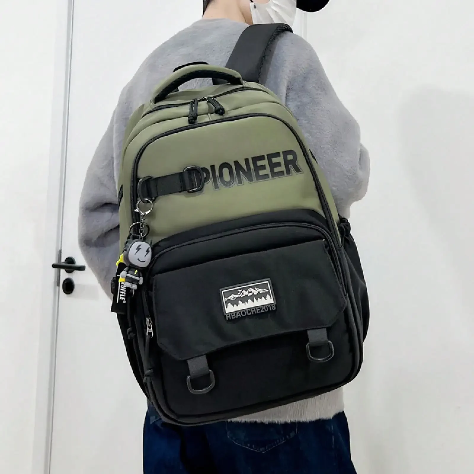 Men's And Cool Multi-Compartment Backpack For Middle And High School Students, Lightweight And Versatile