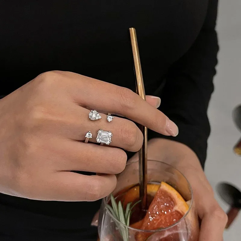 Elviragirl Personality Double Opening Ring Delicate High Quality Shiny Crystal Ring Exaggerated Popular Design Women Jewelry