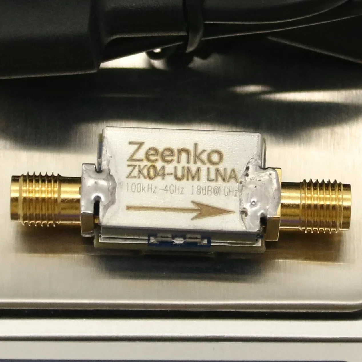 Imagem -03 - Zeenko um Série Amplificador de Baixo Ruído 100khz4ghz 6ghz 10ghz Interface Usb tipo c 20db Módulo Pré-amplificador de Potência Lna rf de Alto Ganho