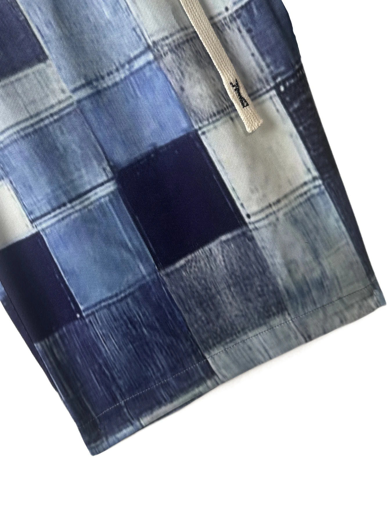 Pantaloncini stampati a quadretti alla moda da uomo, pantaloni da spiaggia casual hawaiani estivi, pantaloni da gioco da spiaggia stampati digitali personalizzati, s