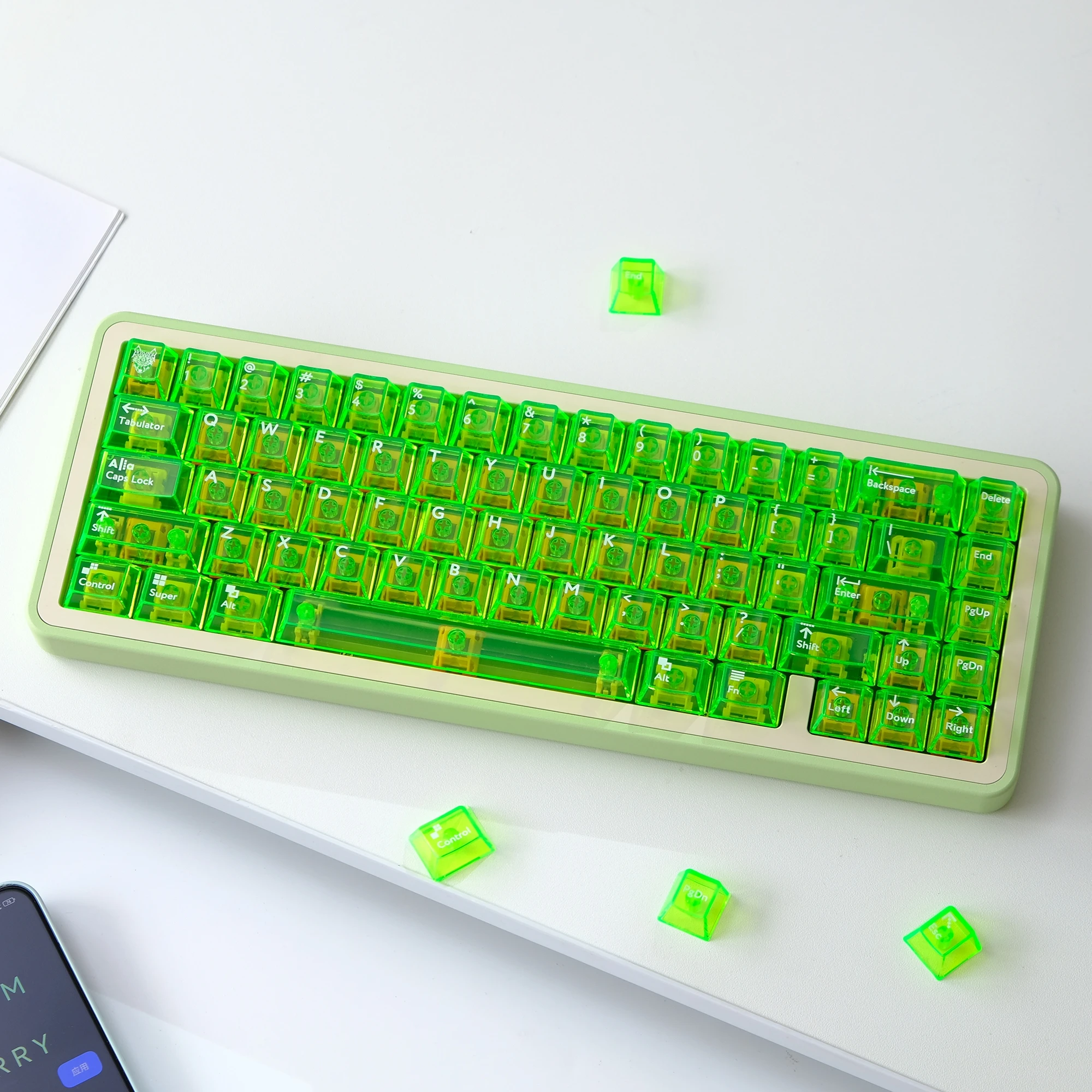 Fluorescent Green Transparent Crystal Keycaps Double Shot PC Keycaps 114 Keys Cherry Profile for MX Switches Gaming Keyboard