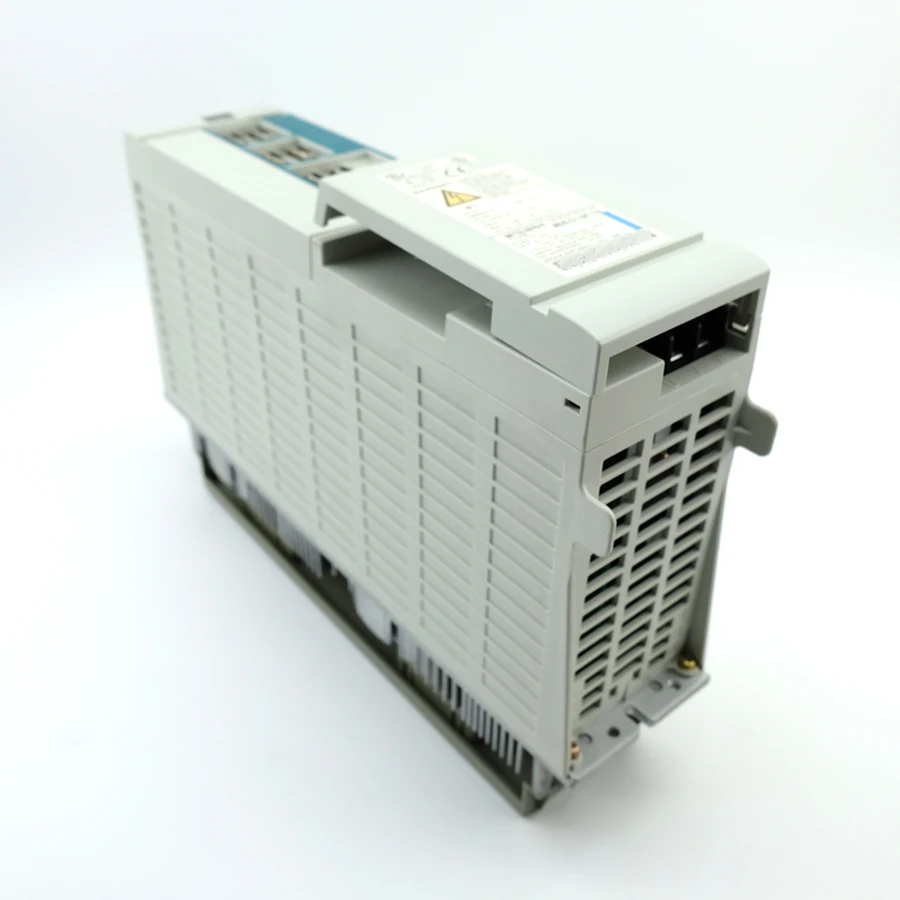 MDS-CI-SP-110 AC SPINDLE MDS-B-SPJ2 Series 3-phase AC power supply MDS-CI-SP-110 spindle drive unit