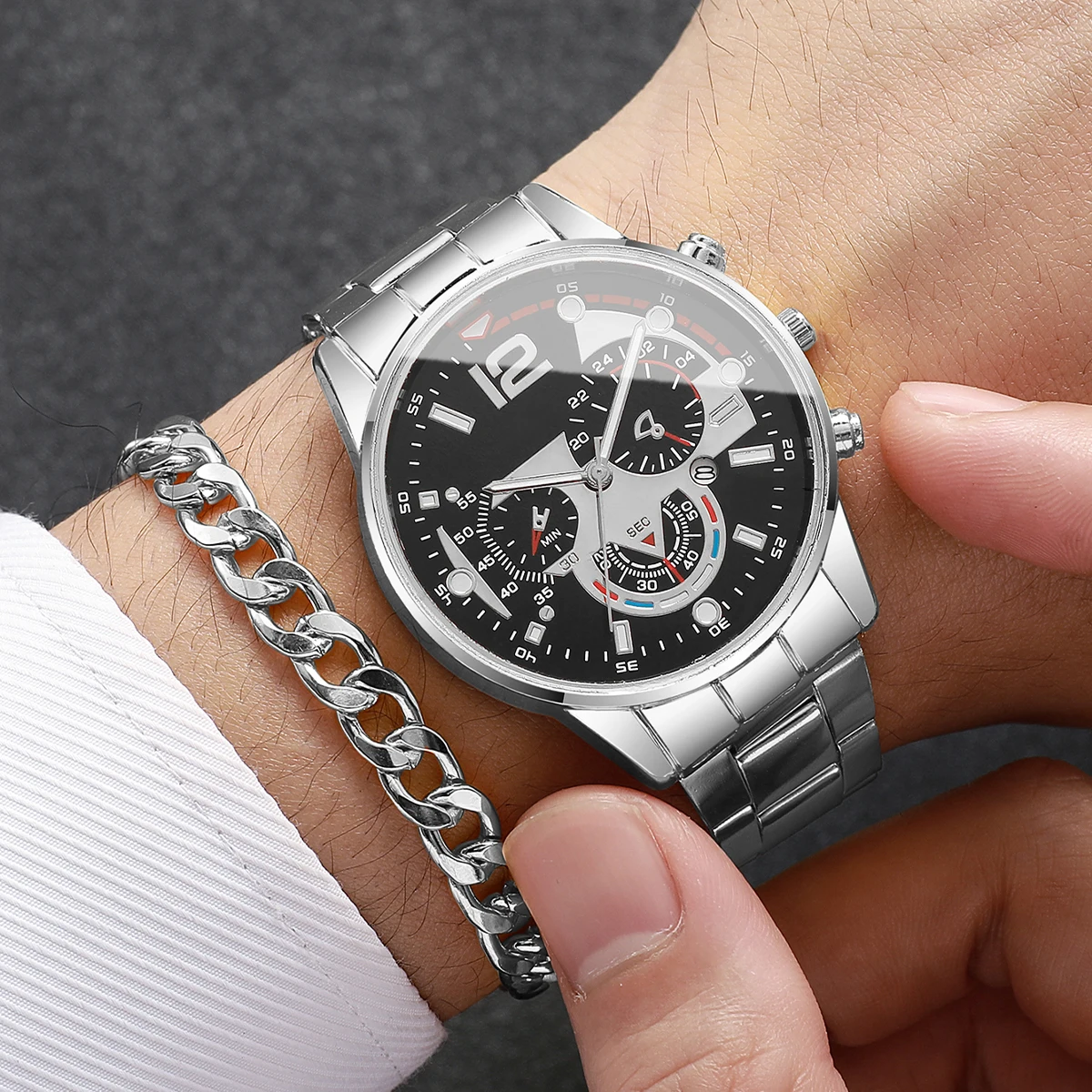 4 قطع أزياء زوجين الساعات أساور مجموعة الرجال التقويم الأعمال الساعات السيدات شريط مرن ساعة اليد (بدون صندوق)