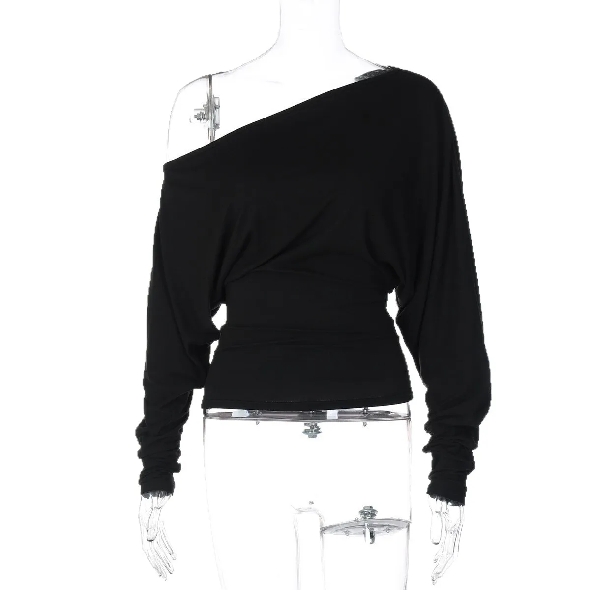 

Изысканный асимметричный топ с вырезами на плечах, подчеркивающий фигуру, в рубчик, полупрозрачная ажурная блузка с элементами кроше