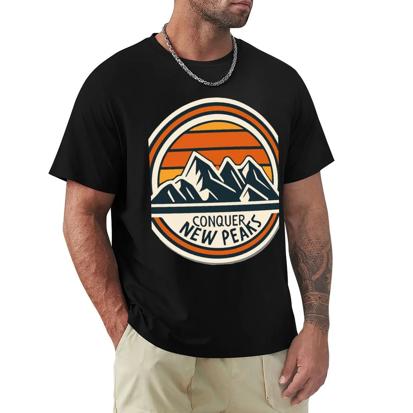 Conquer New Peaks - Mountain Range Adventure T-Shirt léger à manches courtes pour athlètes