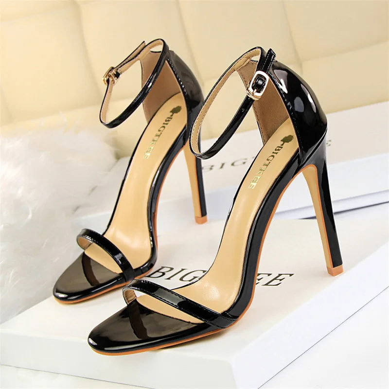 

Shoes Super High Heels 11cm Fashionable Simple Bunion One-Band High Heel Shoes Sexy Painted Leather Women Cool Shoes