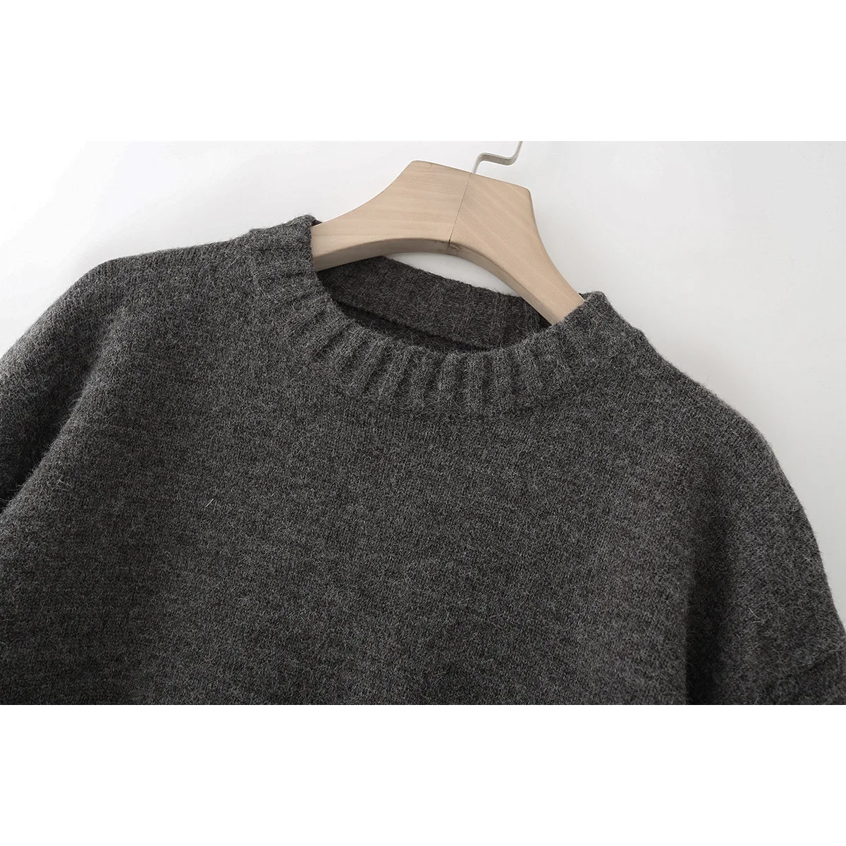 Faionable Long Sve round Ne Maglione lavorato a maglia Fibra di poliestere Abbigliamento da donna Autunno New Sle JNLEAOG 67755 Maglia in poliestere...