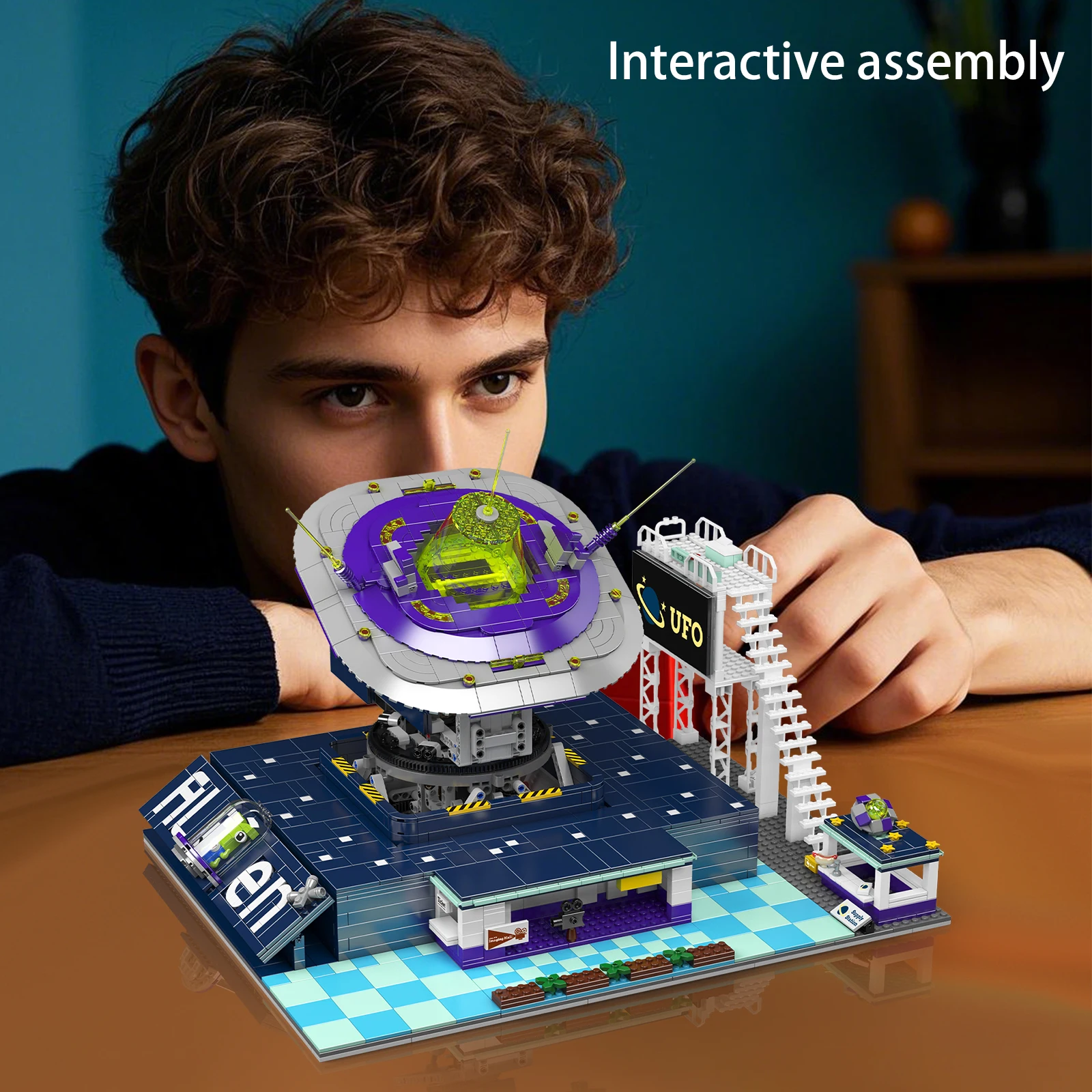 MOLD KING Stazione di monitoraggio UFO alieno 11024 Set di blocchi di costruzione RC Giocattolo tecnico con telecomando per bambini Regalo di Natale