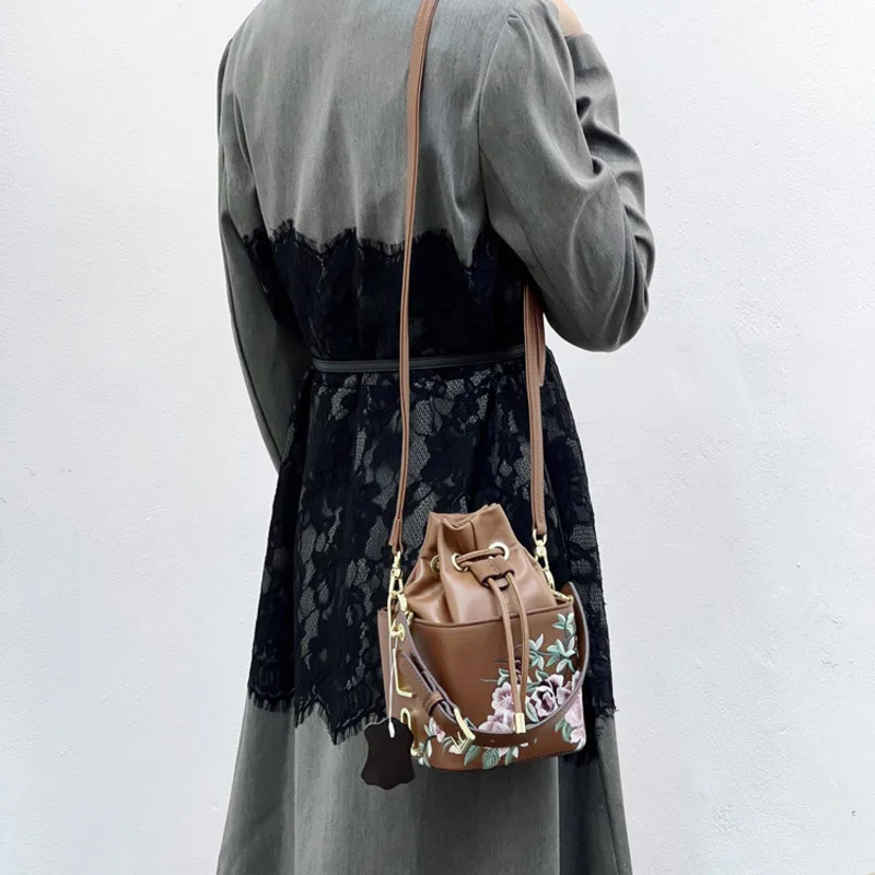 Gagacia New ricamo Cheongsam Flower Bucket Bag donna borse a tracolla in pelle stile cinese borse a tracolla piccole Vintage