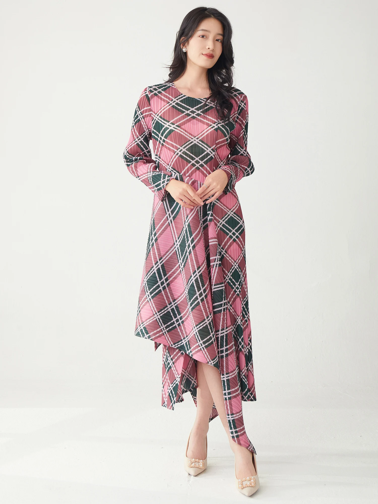 High Quality Elegance Fast Delivered Women's Pleated Dress Free Size Irregular Check Casual Dress