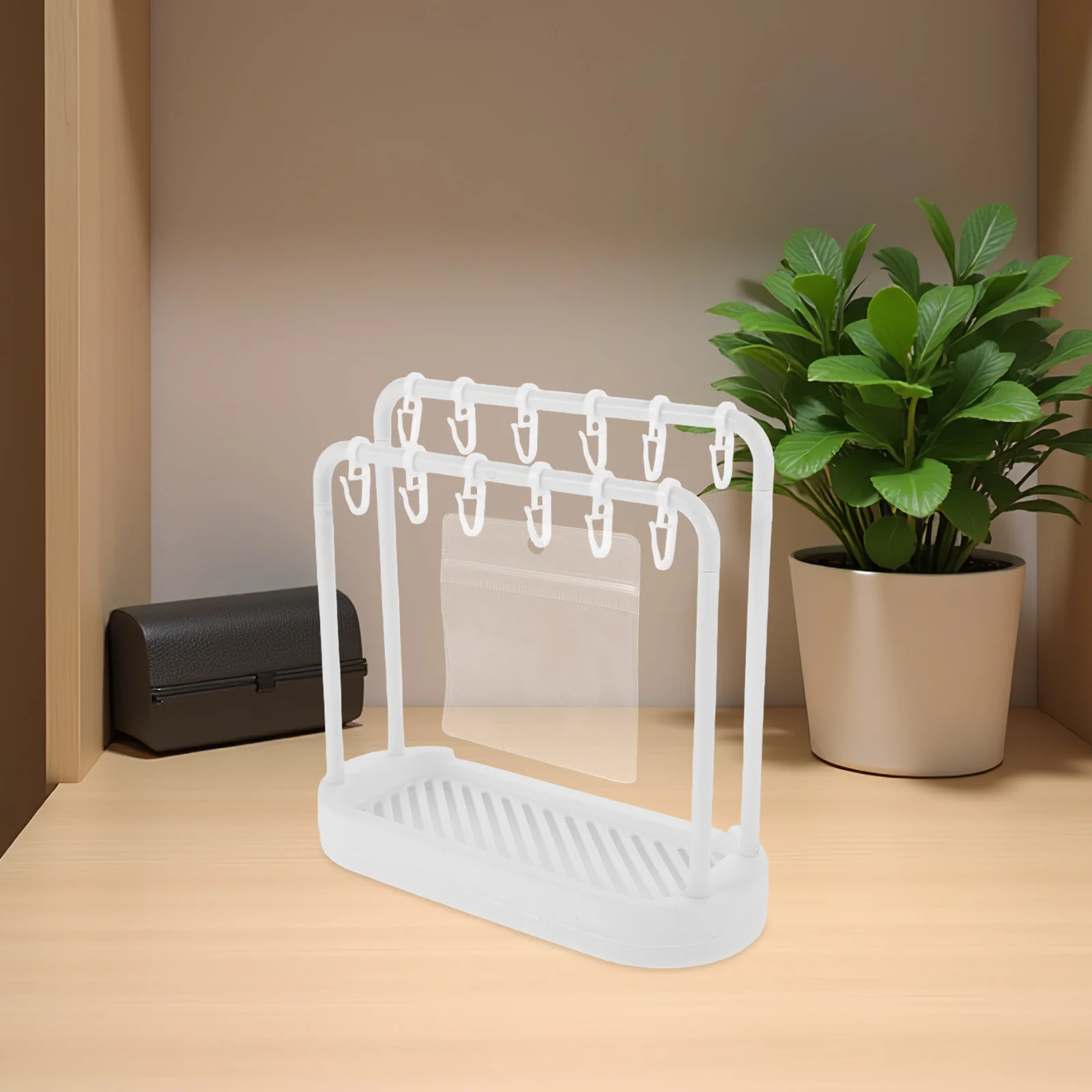 

1Set Mini Clothes Rack Badge Display Stand Clear Organization Versatile Storage Solution Portable Lightweight Organizer