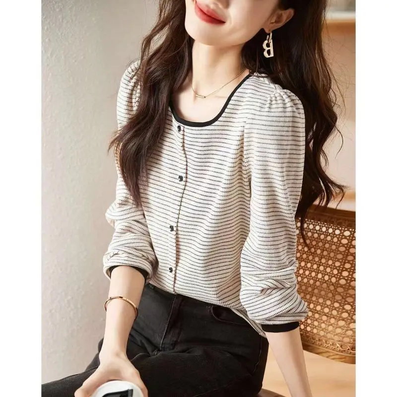 Suéter de manga larga a la moda francesa, suéter informal holgado de gran tamaño, Simple y versátil, cuello cuadrado, primavera y otoño, novedad de