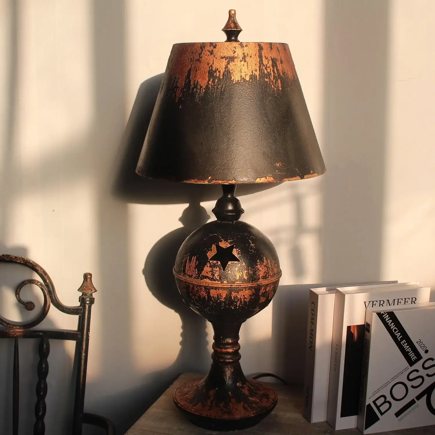 American retro wrought iron desk lamp living room bedroom study coffee shop handicraft table standing lamp decoration