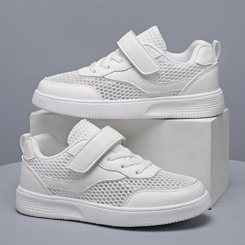 

Летние детские дышащие повседневные туфли с открытым носком для мальчиков и девочек – белые сетчатые туфли, идеально подходящие для школы и комфортного ношения.