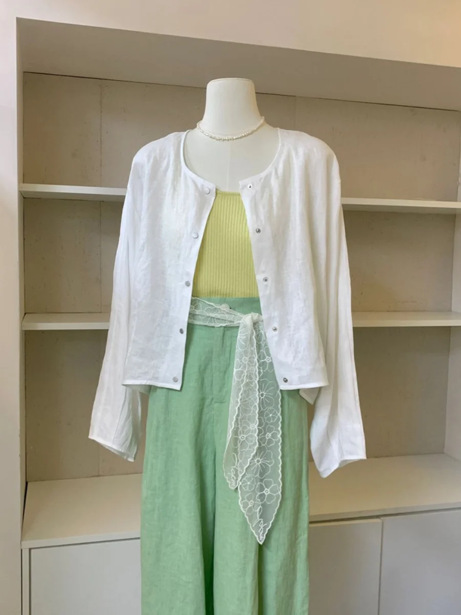 

Корейский тонкий кардиган с круглым вырезом и защитой от солнца, женский летний новый простой повседневный модный свободный белый кардиган-рубашка, тренд сезона