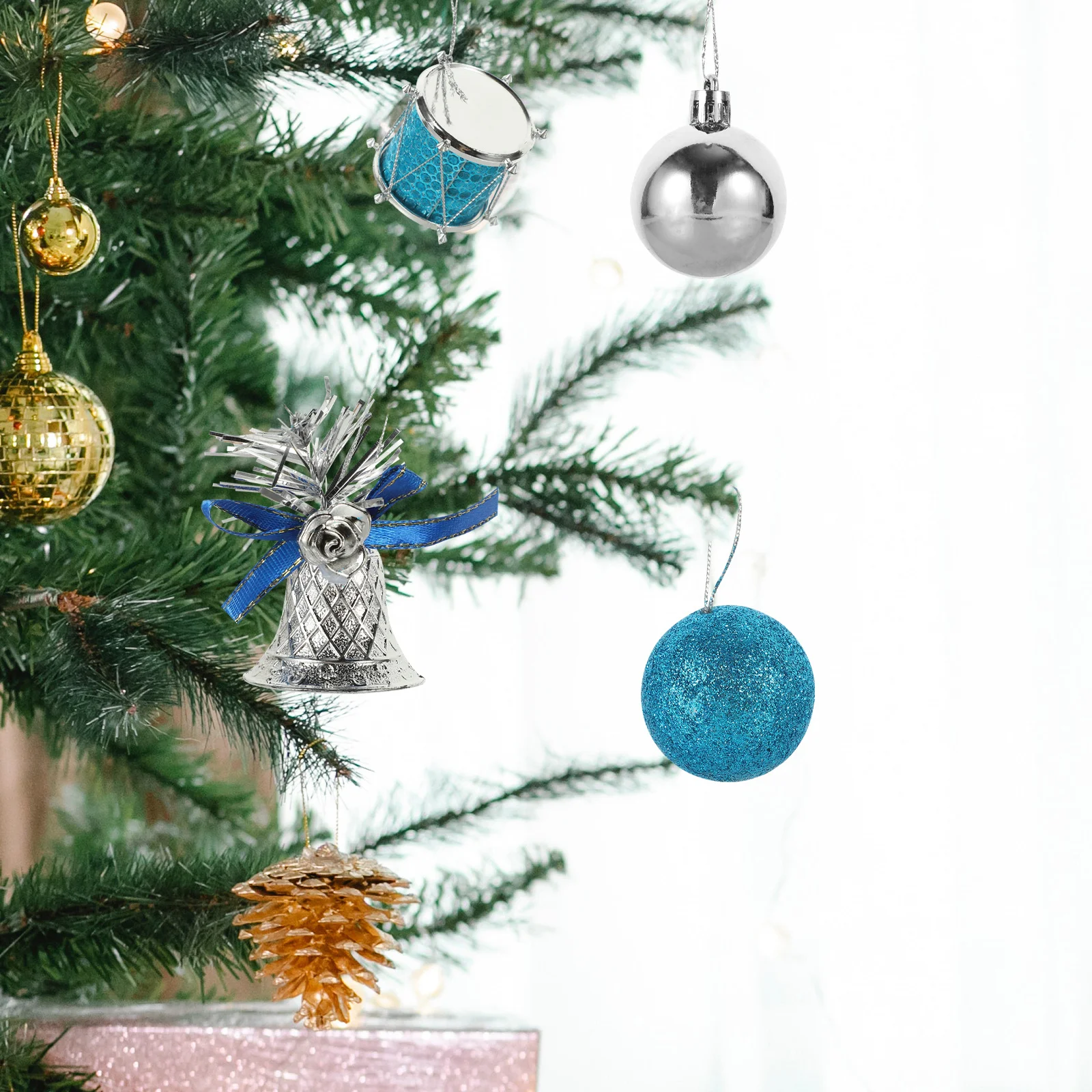 

2Sets Xmas Tree Pendants Plastic Hanging Christmas Ornaments Cartoon Xmas Theme Tree Topper Party Decor