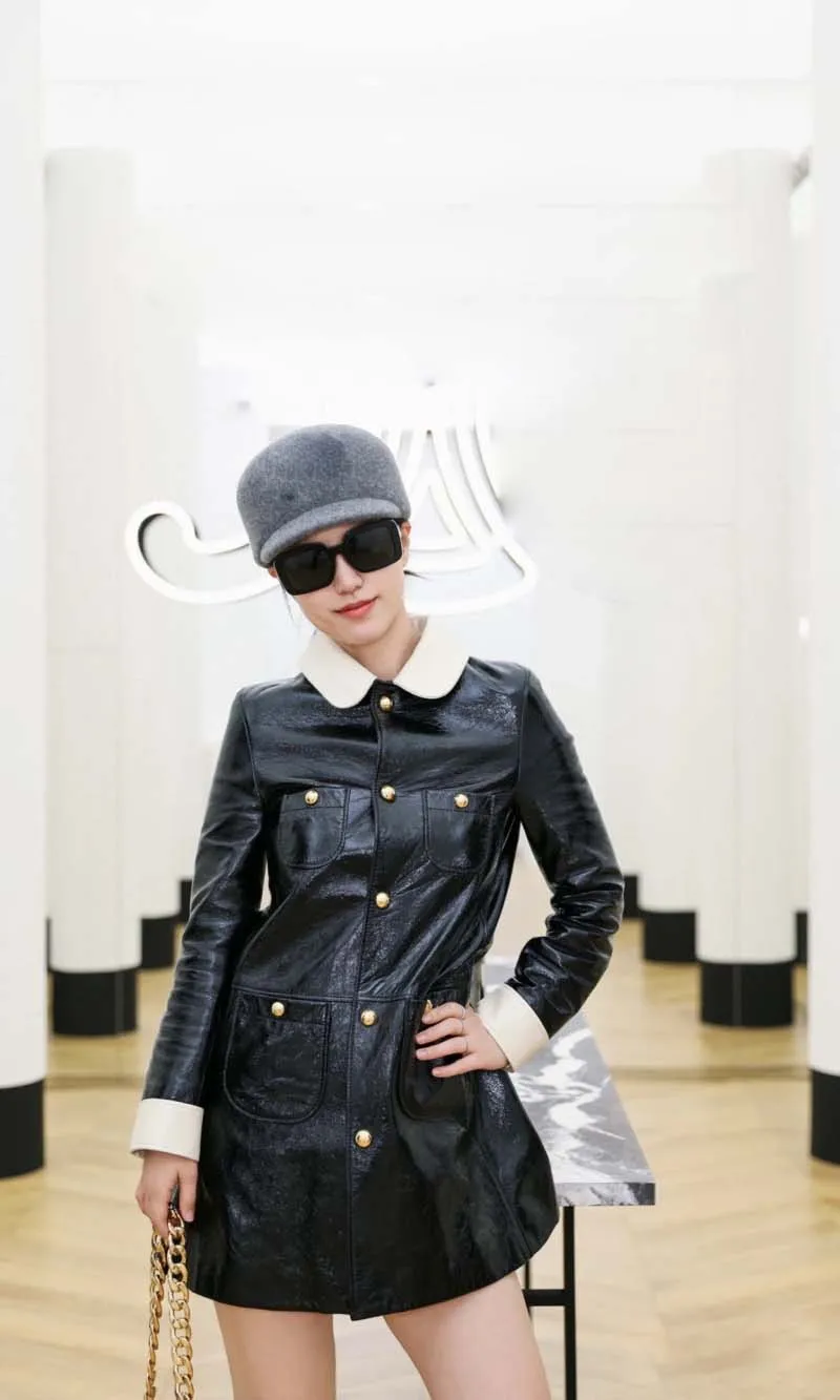 British style women's coat, fashionable retro and stylish, slim fit and slimming, contrasting color collar sheepskin coat