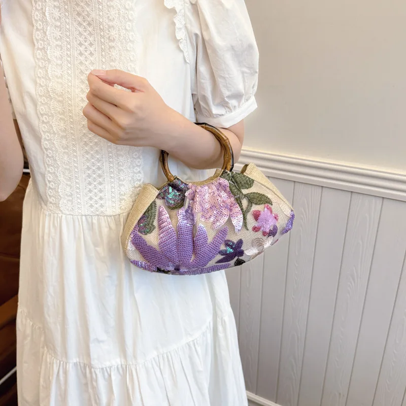

​​2025 Chinese Style Bamboo Handle Bag Heavy Duty Embroidered Flower Clutch Leaf Sequins Wristlet Purse for Women​