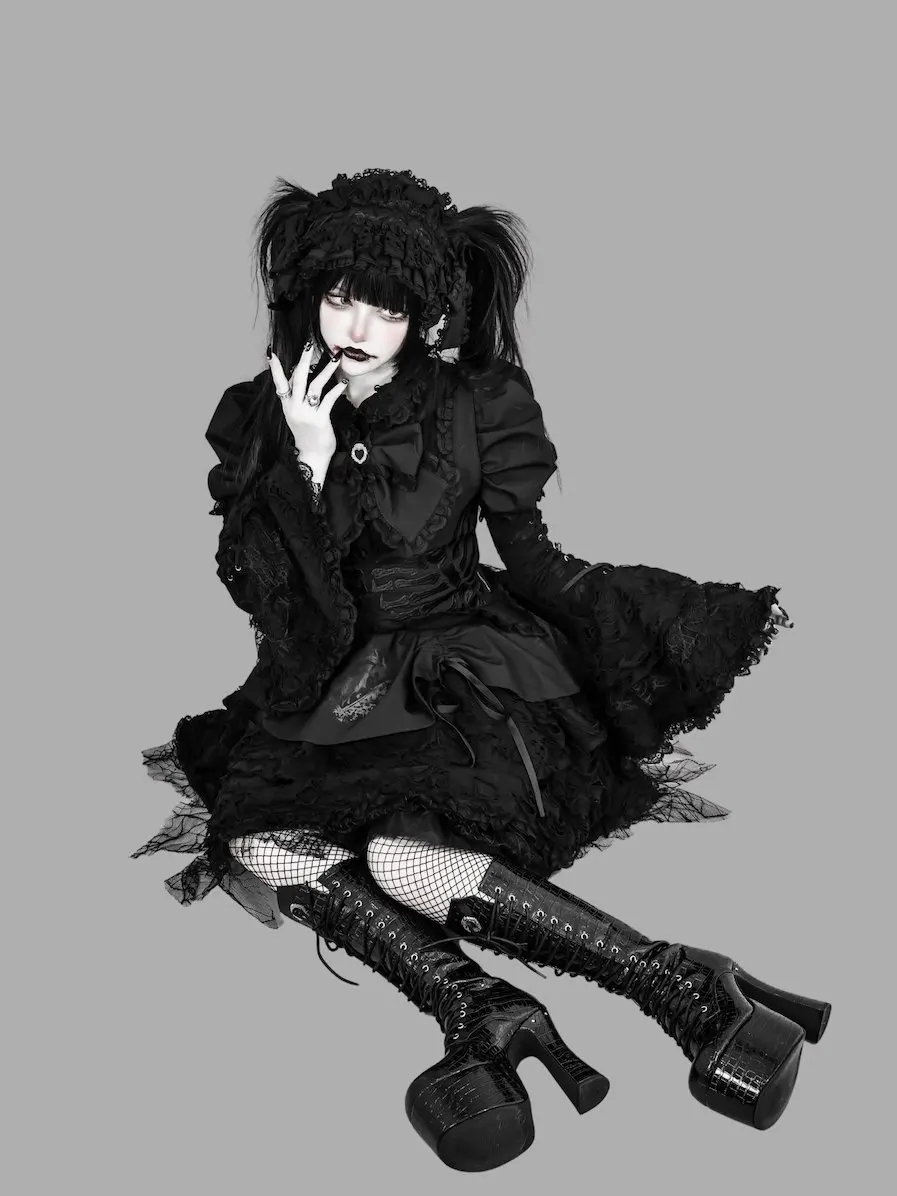 Dark gothic cool girl Japanese lace dress women's waist multi-layer skirt sexy lolita dress cos punk women's long-sleeved dress view 4