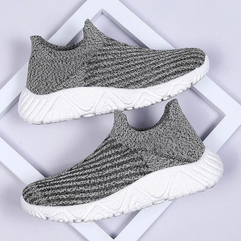 

Unisex Casual Shoes Breathable Shock-Absorbing Wear-Resistant Outdoor Walking Sports Shoes 2025 Summer Thick Soled Sports Shoes