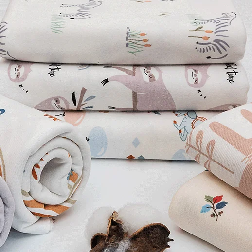 High Quality Soft Pure Cotton Baby Printed Knitted Fabric For Cartoon Baby Clothing Blankets DIY Sewing Fabric 200g/m²