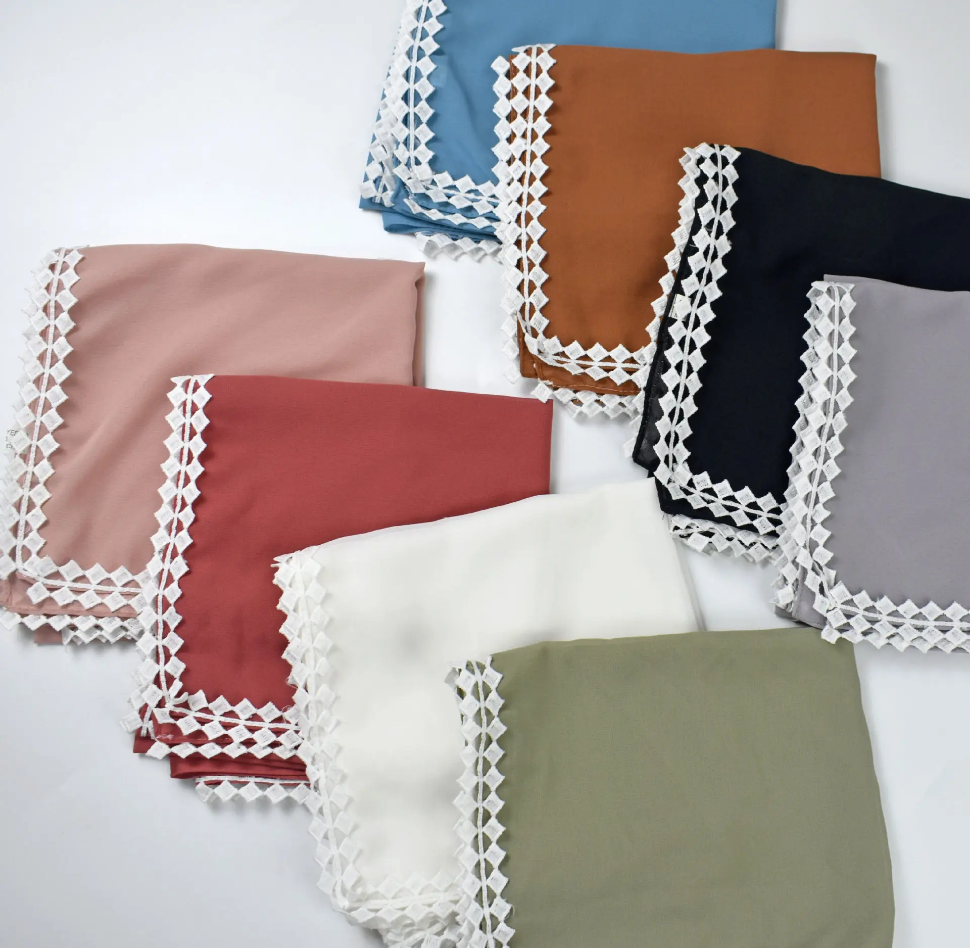 

90*90 см Малайзийский квадратный шифоновый хиджаб, однотонный мусульманский головной платок, женская простая кружевная шаль, повязка на голову, платок, мусульманская вуаль, хиджабы