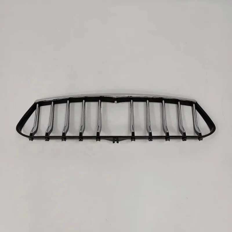 Factory New Auto Parts OEM 670011097 High Peormance Style Car Front Bumper Grille 2017 2018 2020