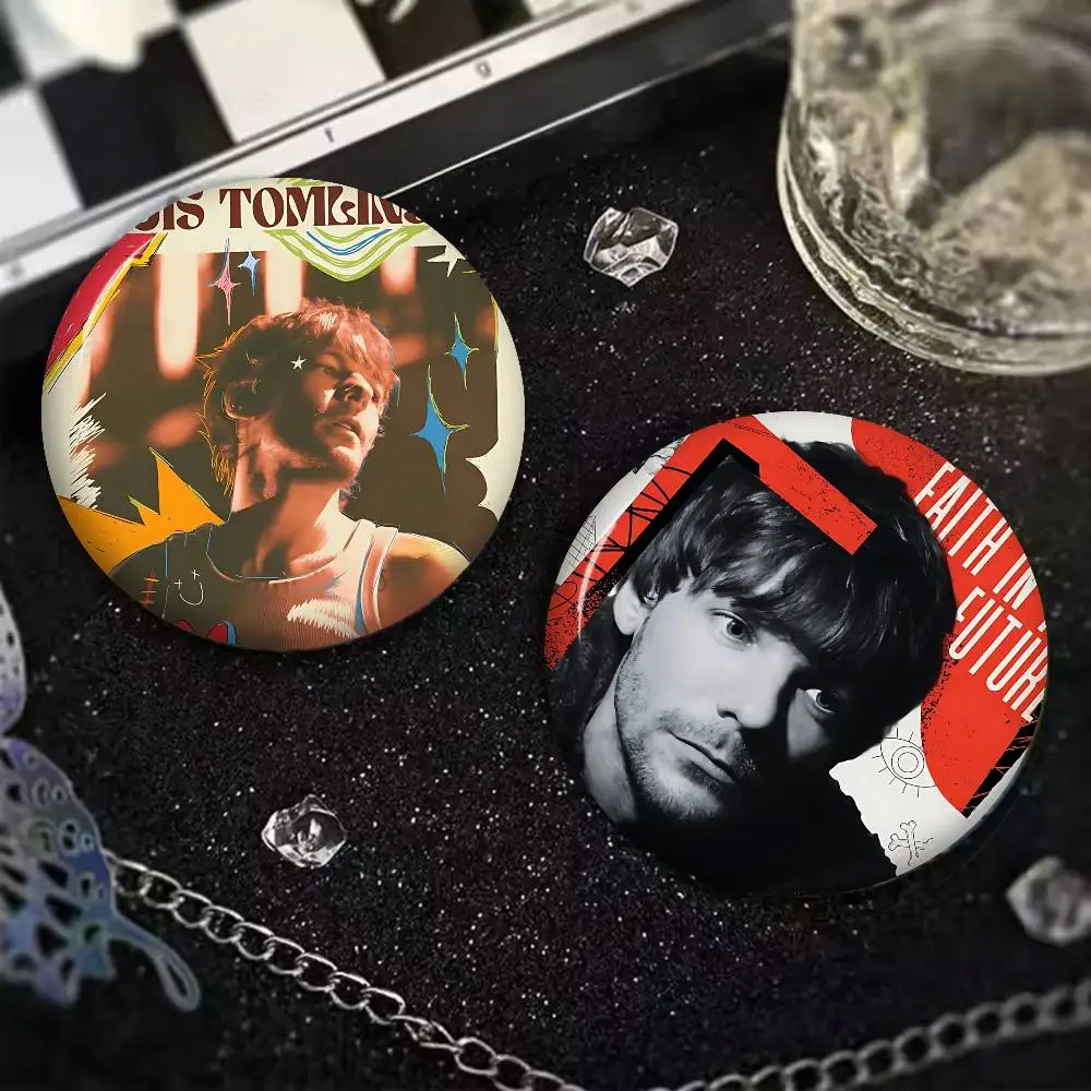 Hot Singer L-Louis T-Tomlinsons music Anime Brooches Cute Cartoon  Badge Jacket Jeans Lapel Pin Gift Accessorie
